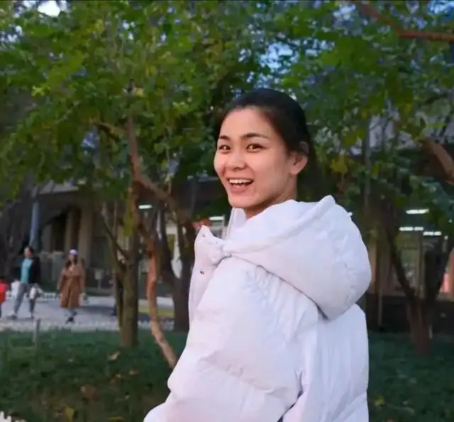山东女排两位功勋球员退役，去大学当老师了