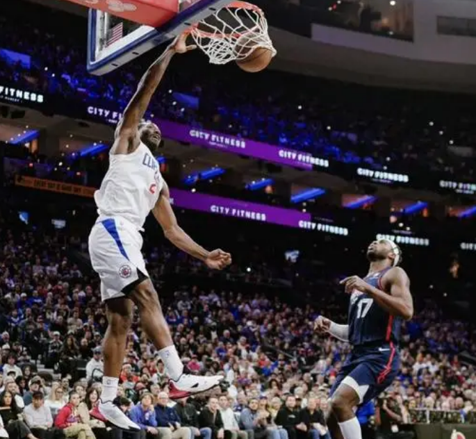 NBA-快船108-107 76人，莱昂纳德关键攻防杀死比赛